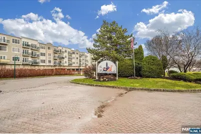 252 The Promenade 9-252 #9-252, Edgewater, NJ 07020 - Photo 37