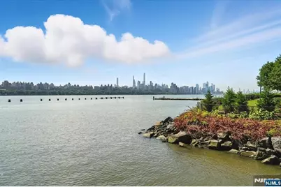 252 The Promenade 9-252 #9-252, Edgewater, NJ 07020 - Photo 31