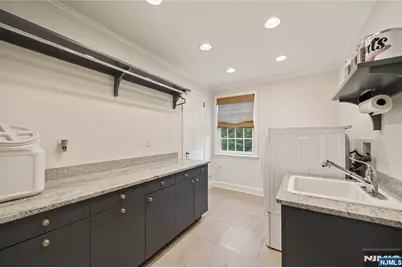 215 Upper Mountain, Montclair, NJ 07042 - Photo 13