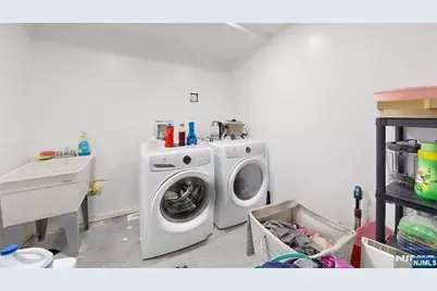 178 Fabyan Place, Newark, NJ 07112 - Photo 7