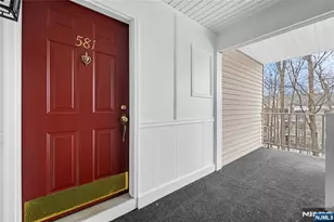 581 Holly Ct, Mahwah, NJ 07430 - Photo 21