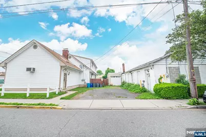 84 Locust Avenue, Wallington, NJ 07057 - Photo 11