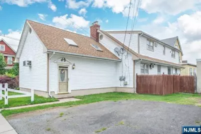 84 Locust Avenue, Wallington, NJ 07057 - Photo 9