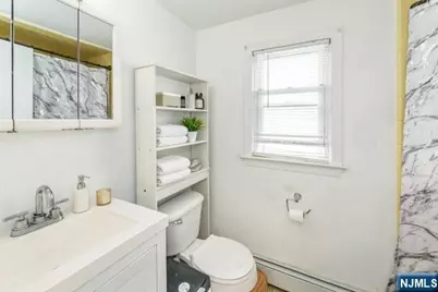 84 Locust Avenue, Wallington, NJ 07057 - Photo 19