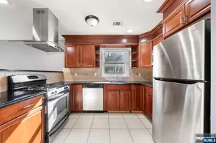 465B Cliff Street B, Fairview, NJ 07022 - Photo 7