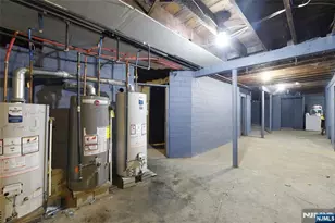 351 Osborne Terrace, Newark, NJ 07112 - Photo 29