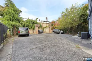 351 Osborne Terrace, Newark, NJ 07112 - Photo 3