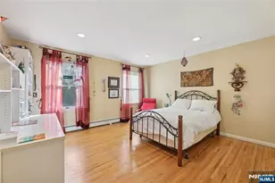 45 Hickory Ln, Closter, NJ 07624 - Photo 13