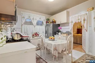 386 11th St, Newark, NJ 07107 - Photo 13