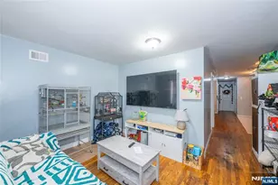 28 Highland St, Paterson, NJ 07524 - Photo 17