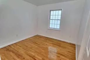 12 Bergen Ave 1, Jersey City, NJ 07305 - Photo 9