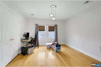 53 Oakwood Avenue, Kearny, NJ 07032 - Photo 29