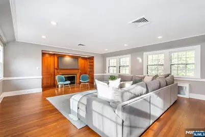 158 Mountain Avenue, Montclair, NJ 07042 - Photo 25