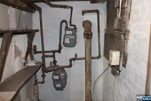 232 Sherman Ave, Newark, NJ 07114 - Photo 19