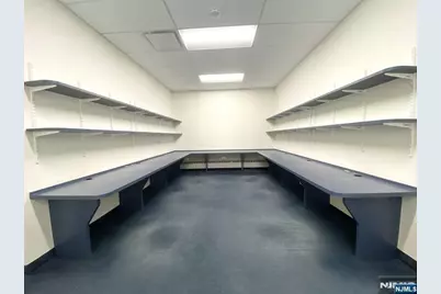 50 Broadway, Hillsdale, NJ 07642 - Photo 5