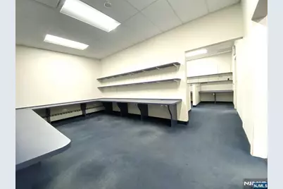 50 Broadway, Hillsdale, NJ 07642 - Photo 3