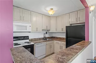 250 Gorge Road 18K, Cliffside Park, NJ 07010 - Photo 7