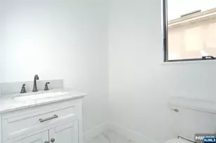 1456 River Rd, Edgewater, NJ 07020 - Photo 17