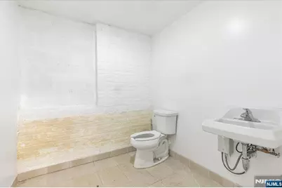 127 Coit Street, Irvington, NJ 07111 - Photo 9