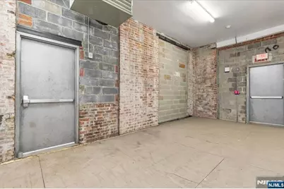 127 Coit Street, Irvington, NJ 07111 - Photo 15