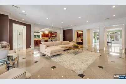 17 Jefferson Avenue, Cresskill, NJ 07626 - Photo 9