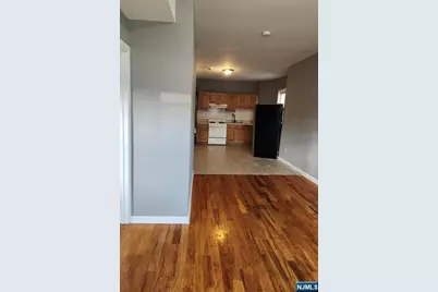 93 Astor Street 2 #2, Newark, NJ 07114 - Photo 3