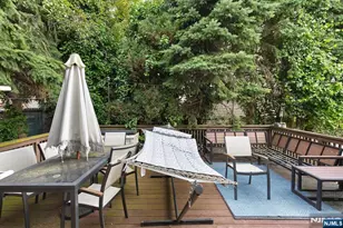 274 Warren St, Lyndhurst Township, NJ 07071 - Photo 21