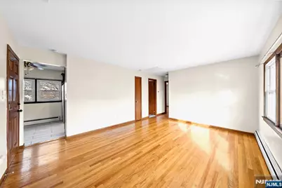 468 Broughton Avenue, Bloomfield, NJ 07003 - Photo 5