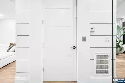 38 Hudson Avenue, Edgewater, NJ 07020 - Photo 9