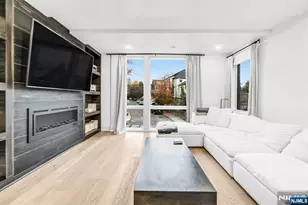 38 Hudson Ave, Edgewater, NJ 07020 - Photo 7