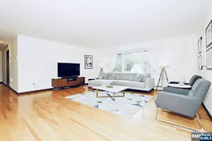 22 W Oakdene Ave 1 Fl, Palisades Park, NJ 07650 - Photo 3