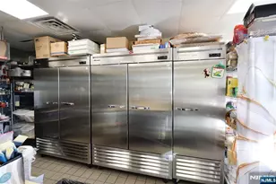 6-01 Plaza Rd, Fair Lawn, NJ 07410 - Photo 17