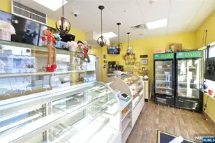 6-01 Plaza Rd, Fair Lawn, NJ 07410 - Photo 9