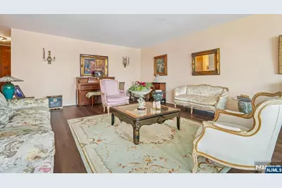 5 Horizon Road 403 #403, Fort Lee, NJ 07024 - Photo 7