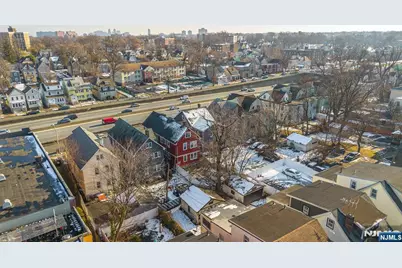 189 Oraton Parkway, East Orange, NJ 07017 - Photo 35