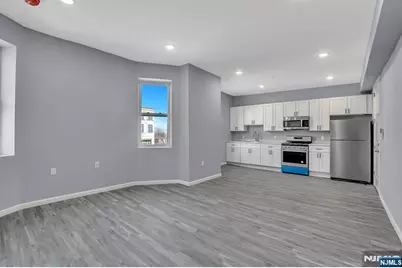 157 Clifton Avenue, Newark, NJ 07104 - Photo 7