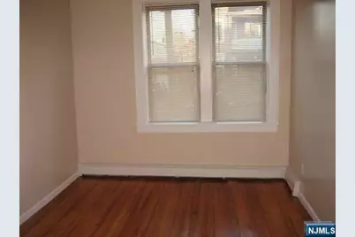 75 Barkley Avenue 4 #4, Clifton, NJ 07011 - Photo 7