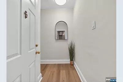 18 74th Street B5 #B5, North Bergen, NJ 07047 - Photo 5
