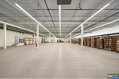 60 Commerce Way B #B, Hackensack, NJ 07601 - Photo 9
