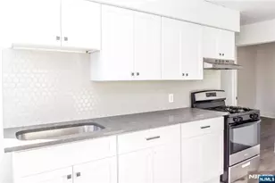 23 Lincoln Pl 2, Garfield, NJ 07026 - Photo 3