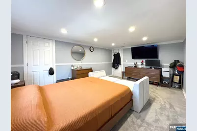 1037 Carnation Drive, New Milford, NJ 07646 - Photo 23