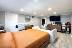 1037 Carnation Dr, New Milford, NJ 07646 - Photo 23