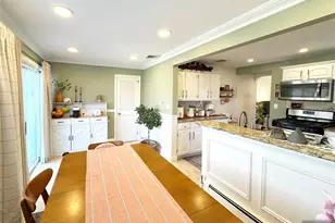 1037 Carnation Dr, New Milford, NJ 07646 - Photo 15