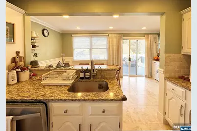 1037 Carnation Drive, New Milford, NJ 07646 - Photo 13