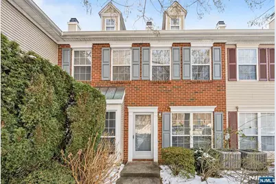 1037 Cumberland Court, Mahwah, NJ 07430 - Photo 1