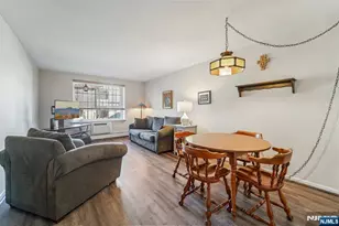 2007 Hawthorne Ln 2007, Mahwah, NJ 07430 - Photo 13