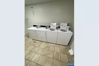 2022 Central Road 306 #306, Fort Lee, NJ 07024 - Photo 15