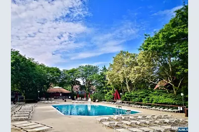 195 Sandcastle Key, Secaucus, NJ 07094 - Photo 39