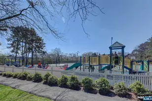 195 Sandcastle Key, Secaucus, NJ 07094 - Photo 43