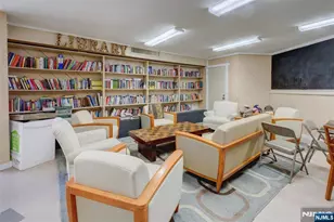 195 Sandcastle Key, Secaucus, NJ 07094 - Photo 47